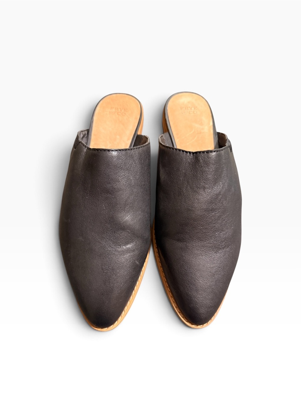 FRYE AND CO. Women's Black Pointed Leather Mules